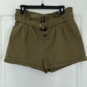 Haute Monde | High waisted cargo shorts